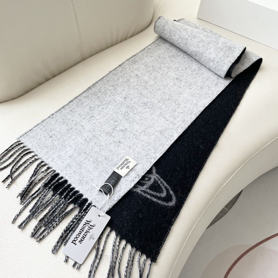 ✨✨英国朋克教母“西太后Vivienne Westwood”最爱的土星❗❗从精神上，Vivenne We