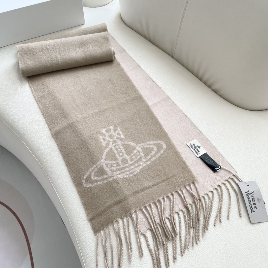 ✨✨英国朋克教母“西太后Vivienne Westwood”最爱的土星❗❗从精神上，Vivenne We