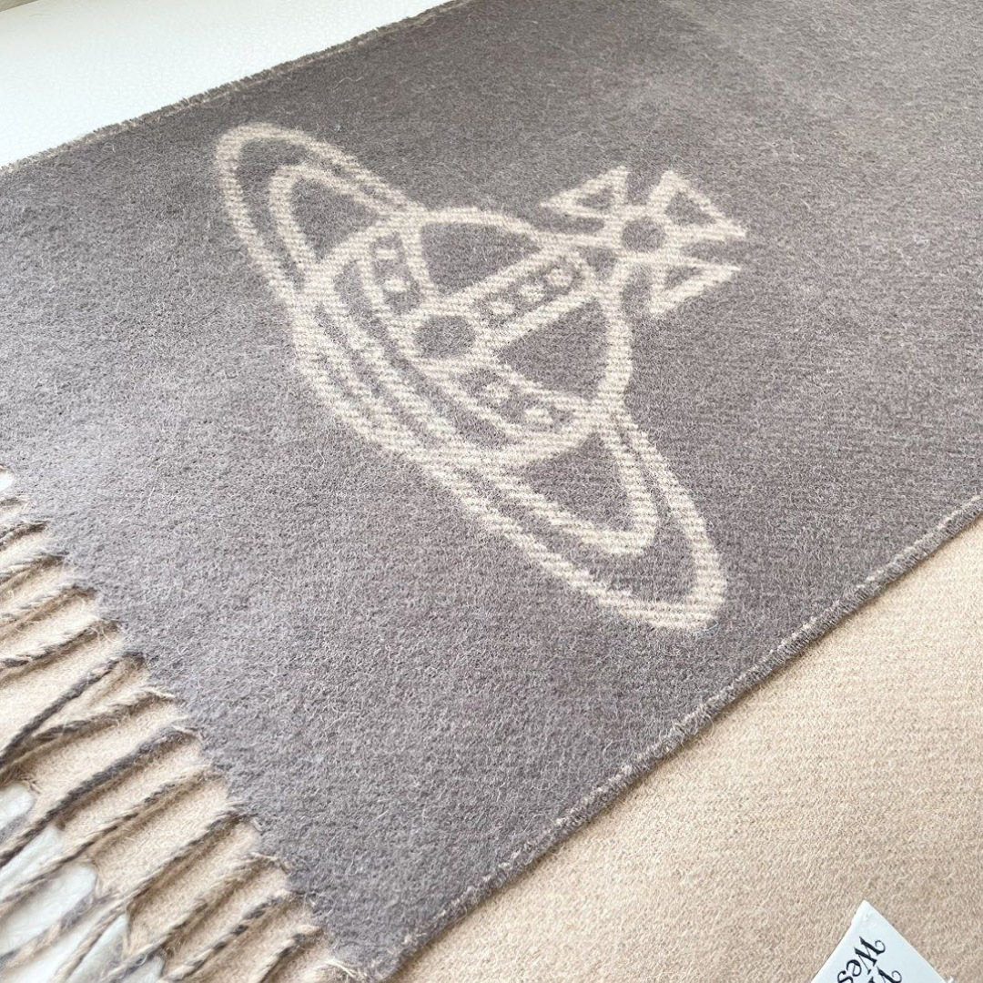 ✨✨英国朋克教母“西太后Vivienne Westwood”最爱的土星❗❗从精神上，Vivenne We