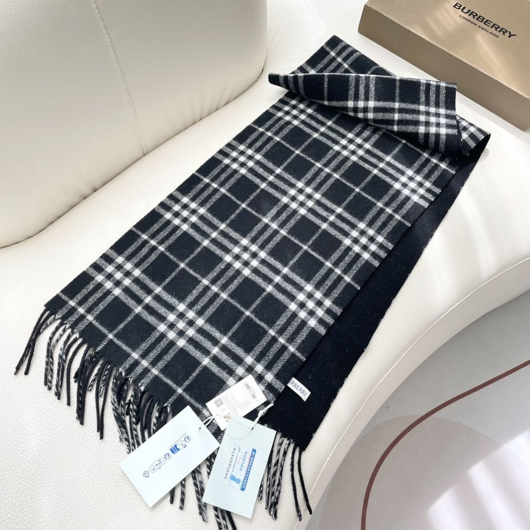 爆款上新 情侣款👍👍B家【经典战马】独家牛货🐂 奢华尽在尺寸之间，高端品质‼️具有超高羊绒品质才会被此品