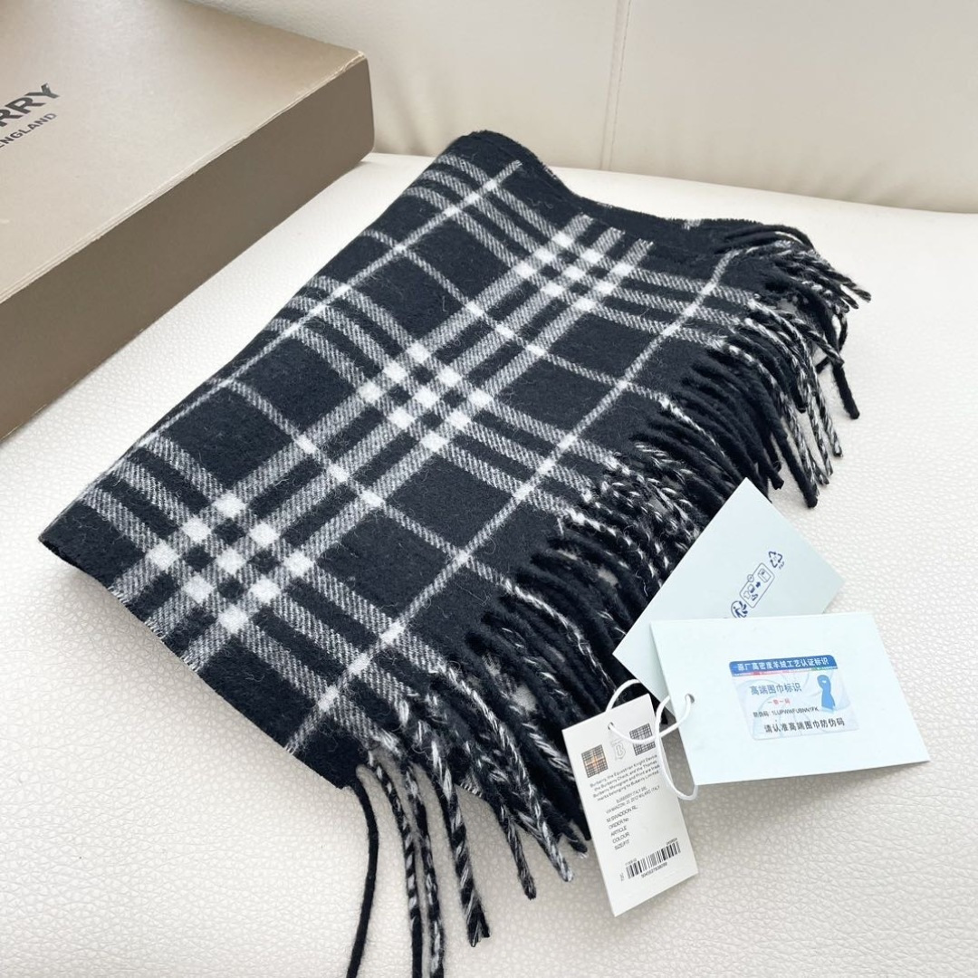 爆款上新 情侣款👍👍B家【经典战马】独家牛货🐂 奢华尽在尺寸之间，高端品质‼️具有超高羊绒品质才会被此品