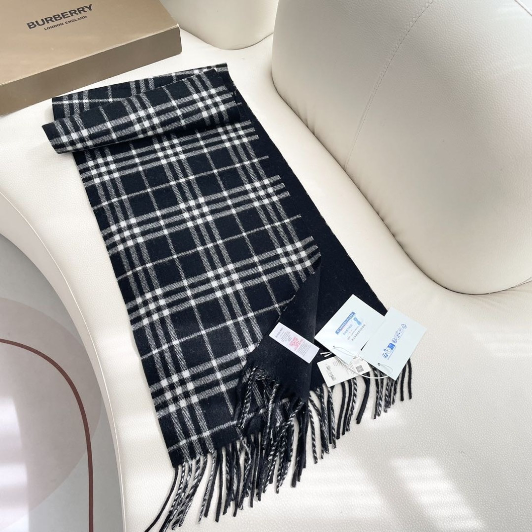 爆款上新 情侣款👍👍B家【经典战马】独家牛货🐂 奢华尽在尺寸之间，高端品质‼️具有超高羊绒品质才会被此品