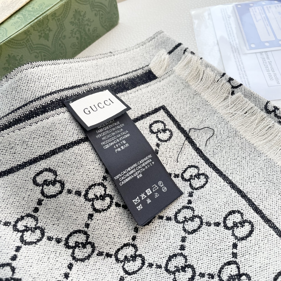 Gucci · 古奇经典羊绒披肩围巾❗来个硬货.麻溜的安排上.纯正出口❗原订单已经交货一批，其中一批刚过