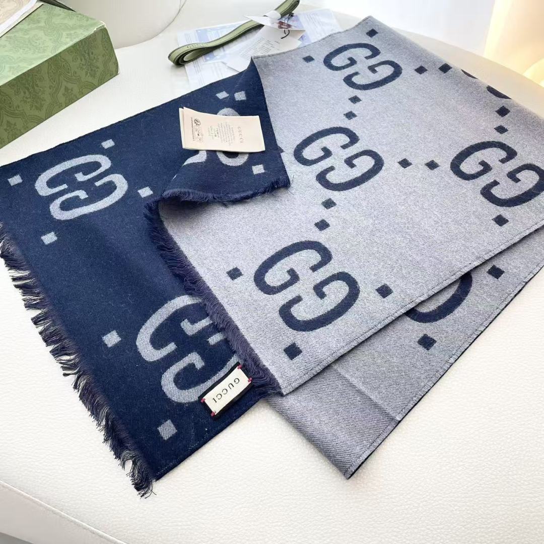 Gucci · 古奇经典羊绒披肩围巾❗来个硬货.麻溜的安排上.纯正出口❗原订单已经交货一批，其中一批刚过