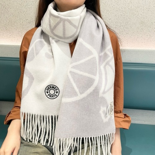Hermès Unisex Cashmere Scarf, Classic Design, Soft & Warm, 32 x 200 cm 1 Hermès Unisex Cashmere Scarf, Classic Design, Soft & Warm, 32 x 200 cm