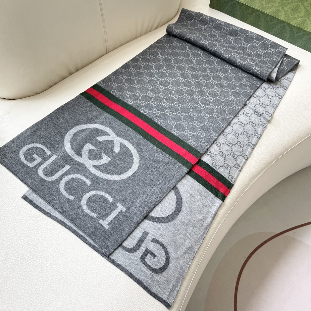 💋2025专柜最新款💨古奇火爆来袭💥🎊顶级色织工艺。此工艺只有大牌纯正代工厂才有的工艺‼️100%顶级针