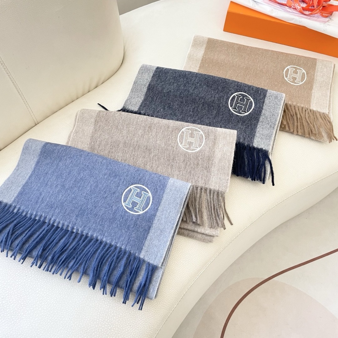 上新2025爱马仕男女款围巾且买且珍惜😍~都是出口订单所以比较难遇❤️东西讲究少而精😍好看的一定要收😎这