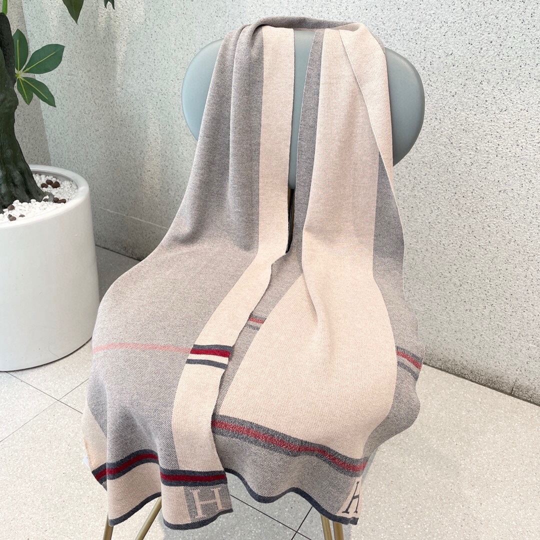 💋2025专柜最新款💨爱马仕火爆来袭💥🎊顶级色织工艺。此工艺只有大牌纯正代工厂才有的工艺‼️100%顶级