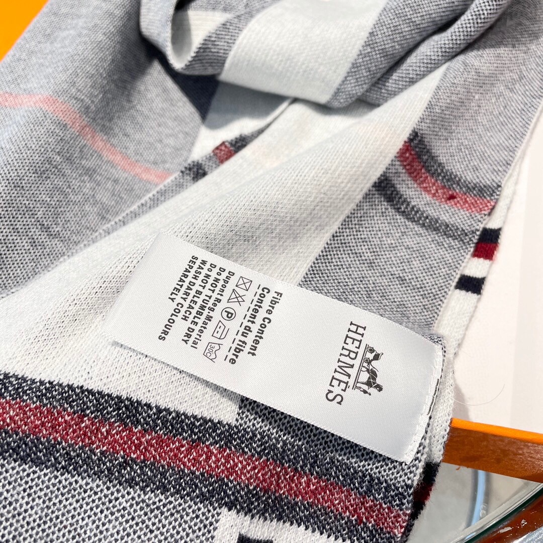 💋2025专柜最新款💨爱马仕火爆来袭💥🎊顶级色织工艺。此工艺只有大牌纯正代工厂才有的工艺‼️100%顶级