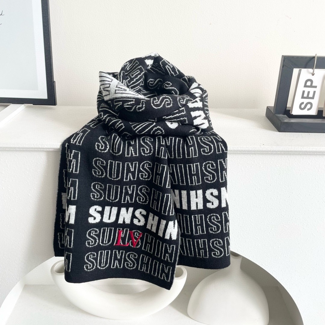 爆款上新 情侣款👍👍LV 独家牛货🐂 奢华尽在尺寸之间，高端品质‼️具有超高羊绒品质才会被此品牌青睐‼️