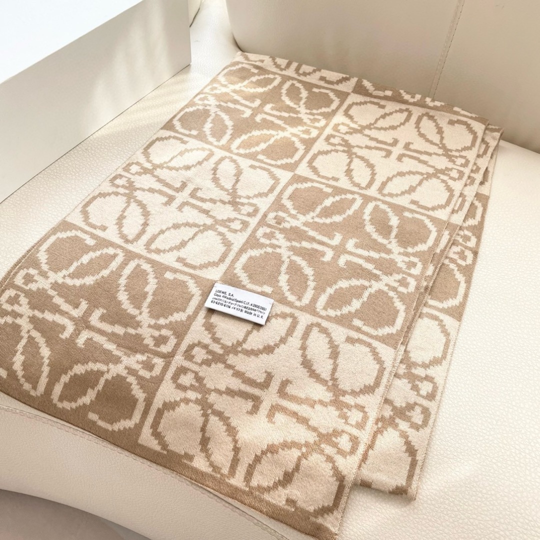 。爆款‼️顶级高尖端⚠️【LOEWE罗意威直供迪拜出口货‼️】🎀官网双面罗意威2024新品✨双面羊绒围巾