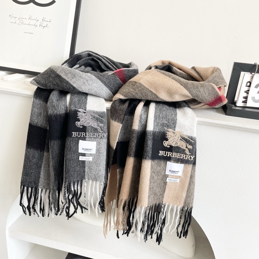 爆款上新 情侣款👍👍B家【经典战马】独家牛货🐂 奢华尽在尺寸之间，高端品质‼️具有超高羊绒品质才会被此品