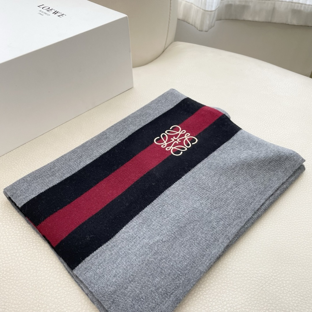 🔥爆款‼️顶级高尖端⚠️【LOEWE罗意威直供迪拜出口货‼️】🎀官网双面罗意威2024新品✨双面羊绒围巾
