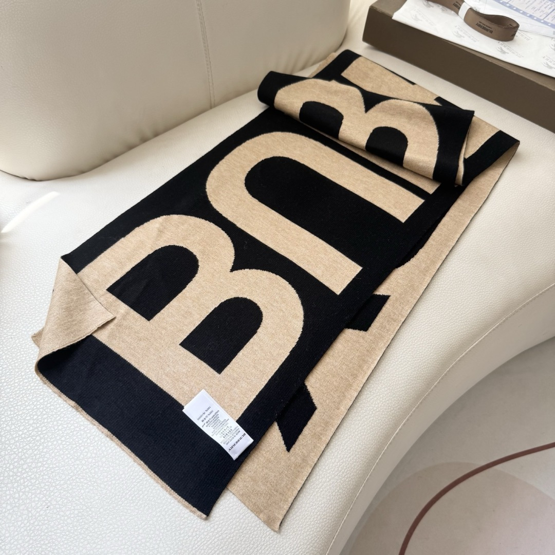 爆款上新 情侣款👍👍B家【经典战马】独家牛货🐂 奢华尽在尺寸之间，高端品质‼️具有超高羊绒品质才会被此品