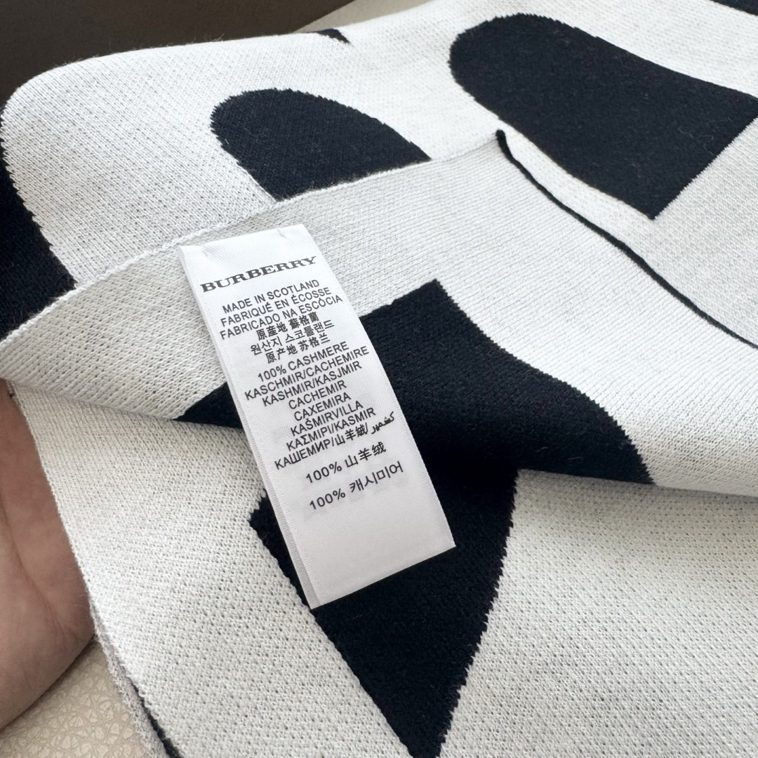 爆款上新 情侣款👍👍B家【经典战马】独家牛货🐂 奢华尽在尺寸之间，高端品质‼️具有超高羊绒品质才会被此品