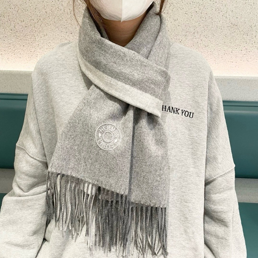 上新2025爱马仕男女款围巾且买且珍惜😍~都是出口订单所以比较难遇❤️东西讲究少而精😍好看的一定要收😎这