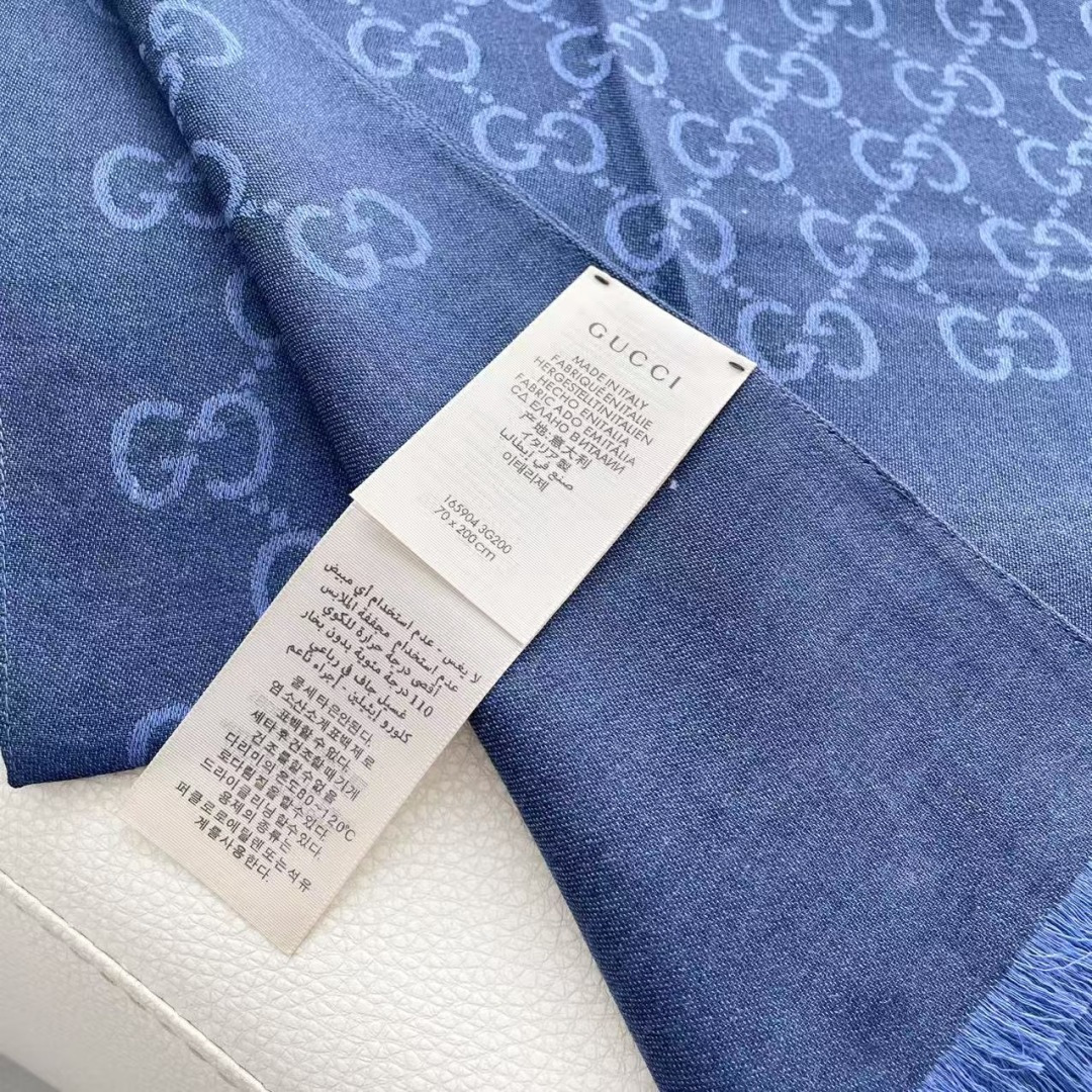 Gucci · 古奇经典羊绒披肩围巾❗来个硬货.麻溜的安排上.纯正出口❗原订单已经交货一批，其中一批刚过