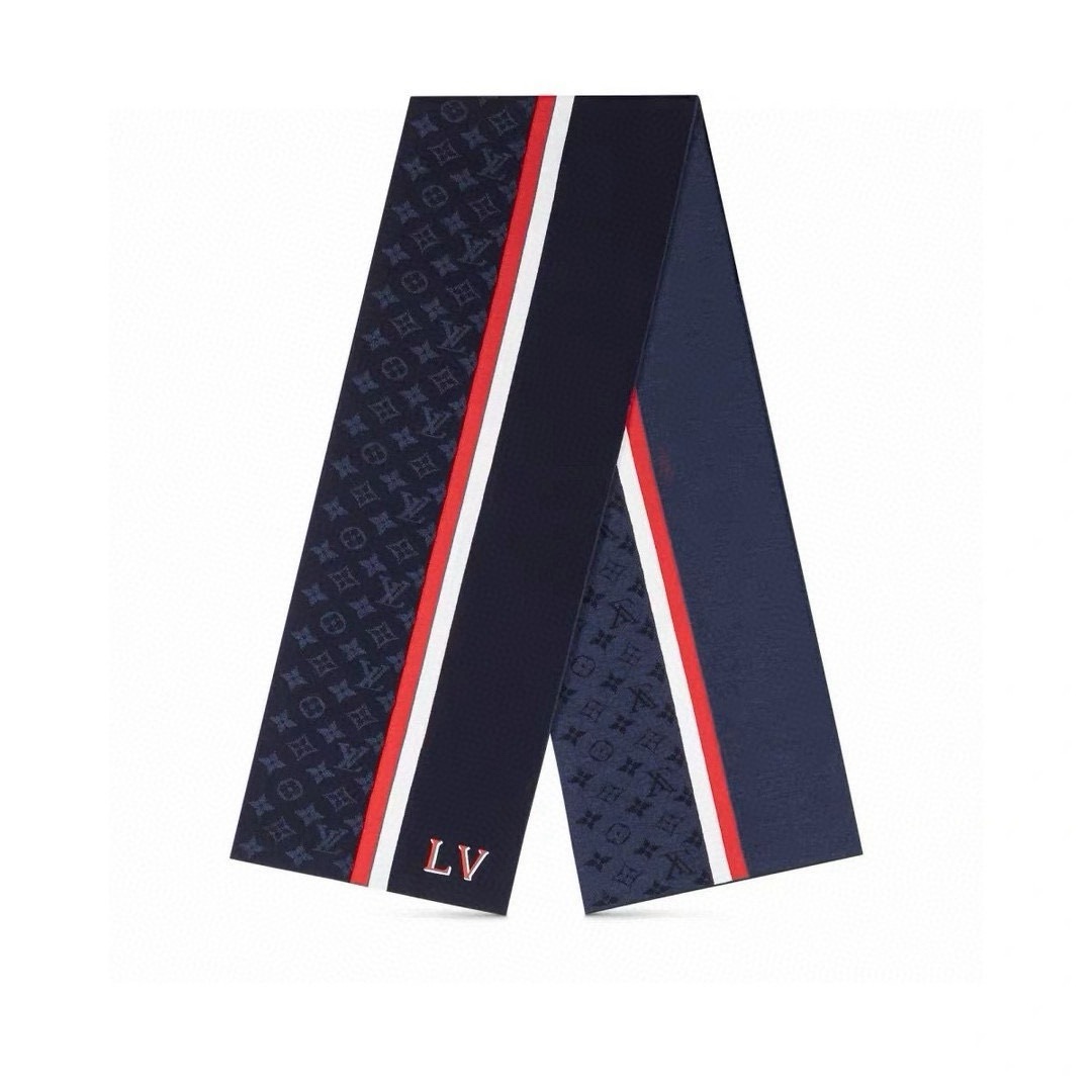 上新2025爱马仕男女款围巾且买且珍惜😍~都是出口订单所以比较难遇❤️东西讲究少而精😍好看的一定要收😎这