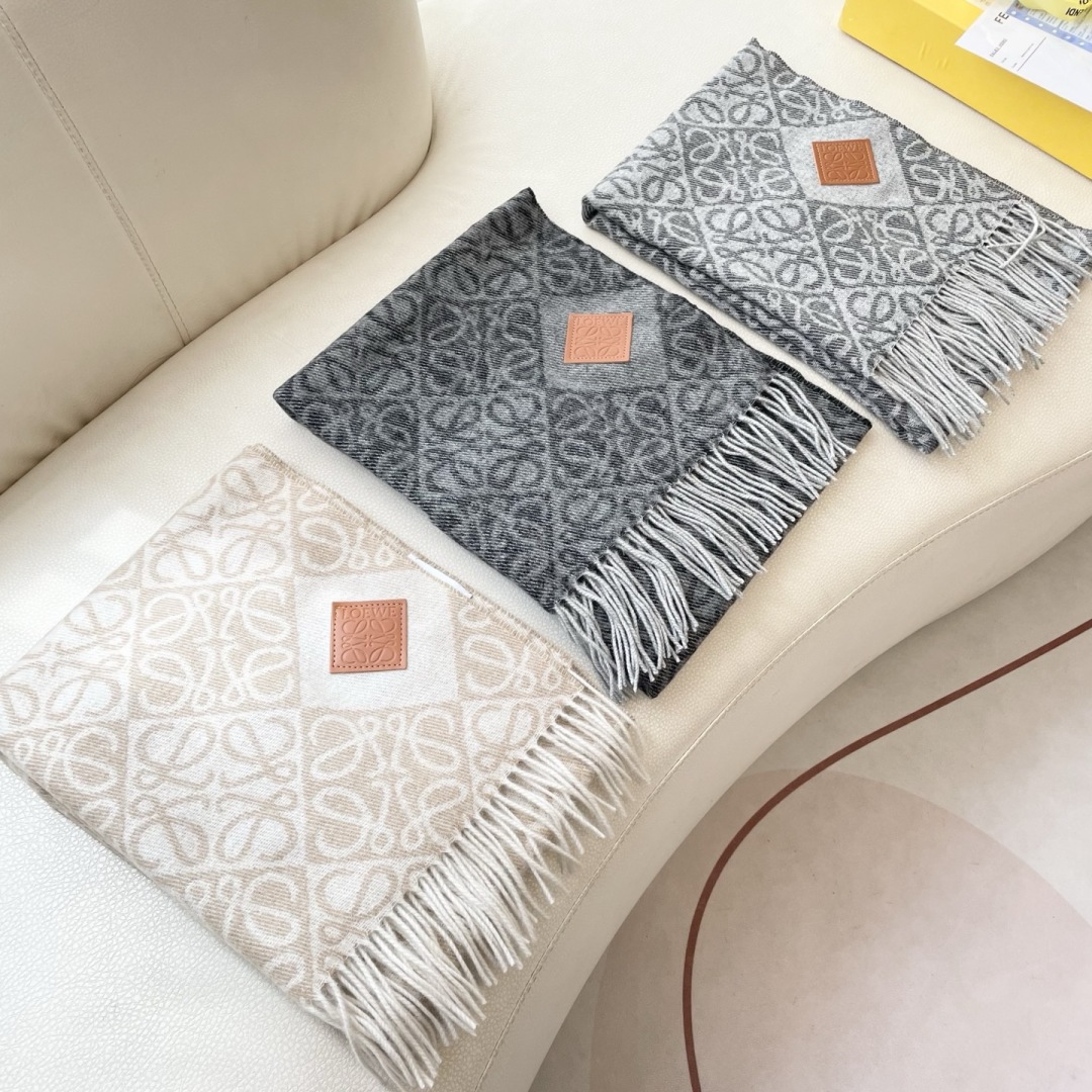 👑👑新款顶级原单中性款‼️罗意威【LW条纹长巾】很幸運拿到這個品牌的東西，真的不多見，很少在國內做訂單，