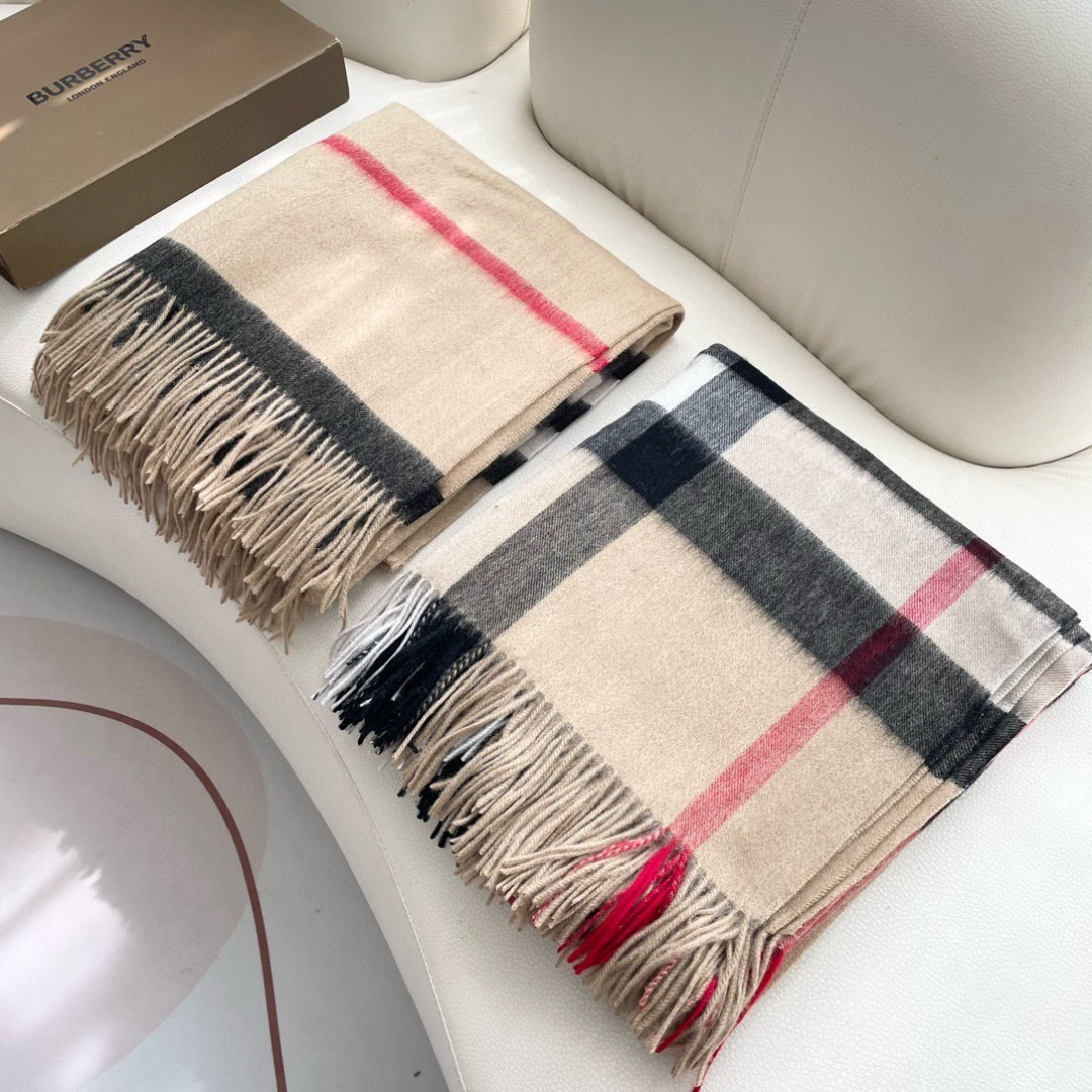 巴宝莉真真正正的福利！！】【尽管拿市面上任何一家的货来对比我家品质！】Bu史上最牛掰的原单货，【博柏利双