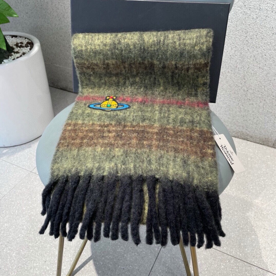 2025小红书走火爆款 𝐕𝐢𝐯𝐢𝐞𝐧𝐧𝐞 𝐖𝐞𝐬𝐭𝐰𝐨𝐨𝐝🪐✨经典大土星马海毛围巾 vivienne w