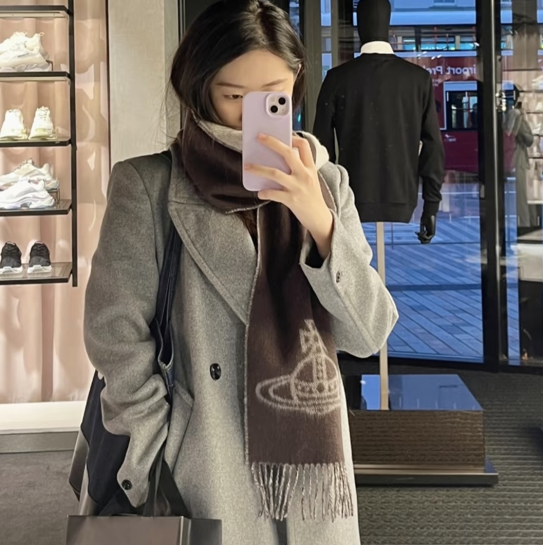 ✨✨英国朋克教母“西太后Vivienne Westwood”最爱的土星❗❗从精神上，Vivenne We