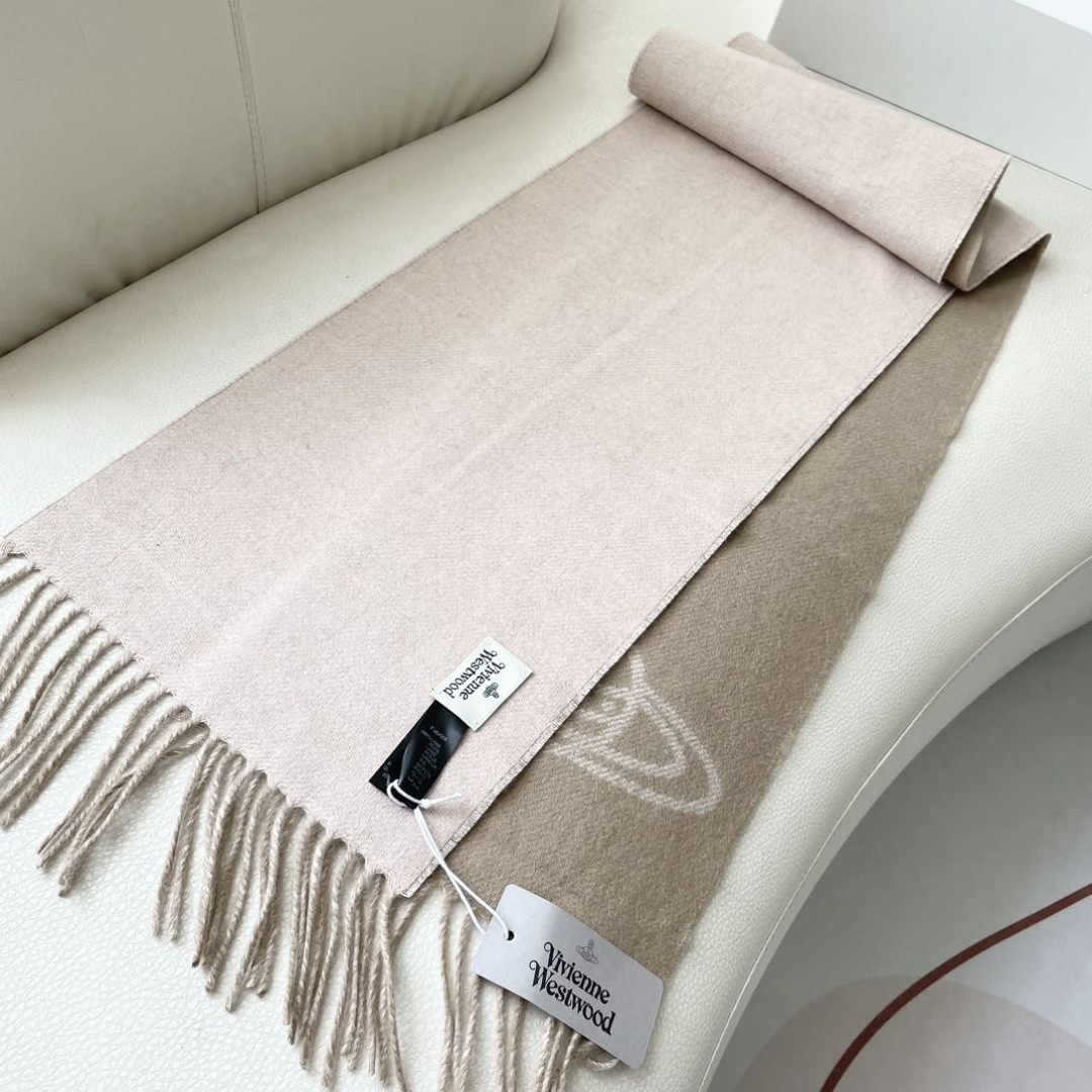 ✨✨英国朋克教母“西太后Vivienne Westwood”最爱的土星❗❗从精神上，Vivenne We