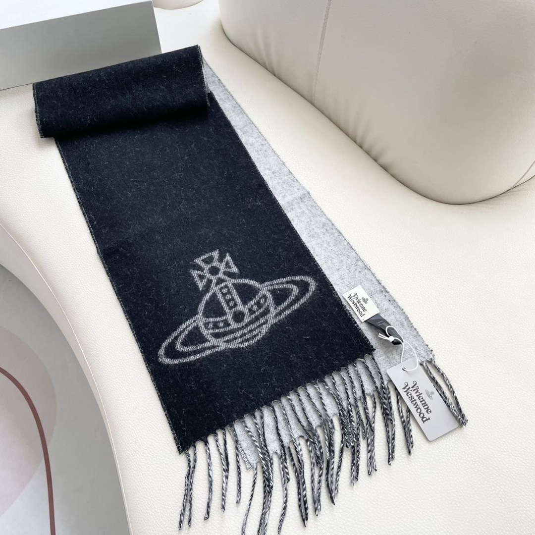 ✨✨英国朋克教母“西太后Vivienne Westwood”最爱的土星❗❗从精神上，Vivenne We