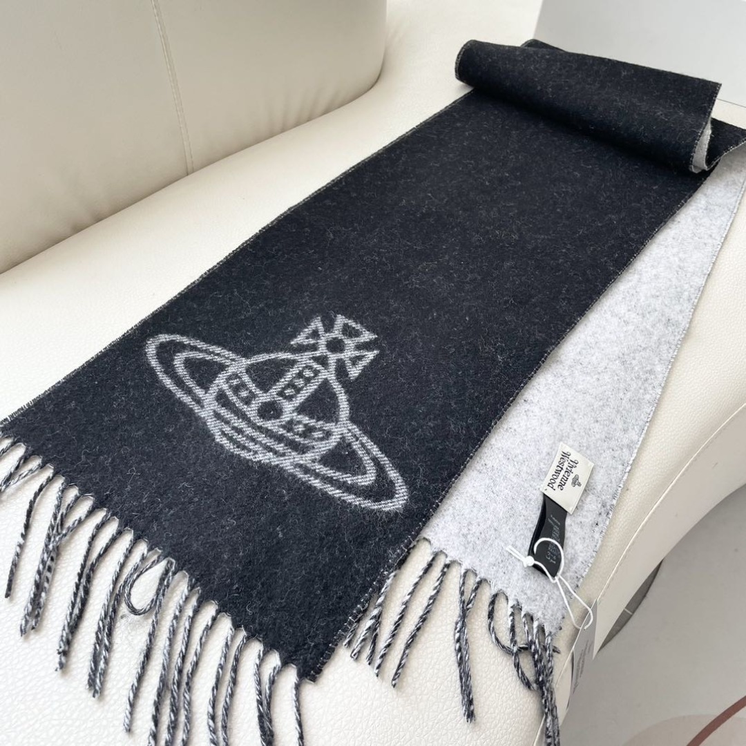 ✨✨英国朋克教母“西太后Vivienne Westwood”最爱的土星❗❗从精神上，Vivenne We