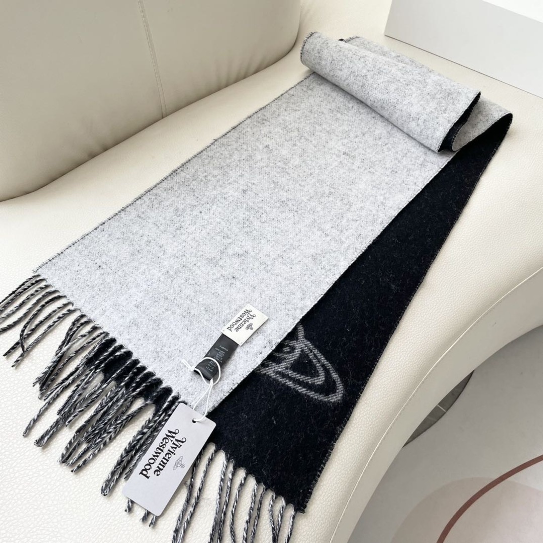 ✨✨英国朋克教母“西太后Vivienne Westwood”最爱的土星❗❗从精神上，Vivenne We