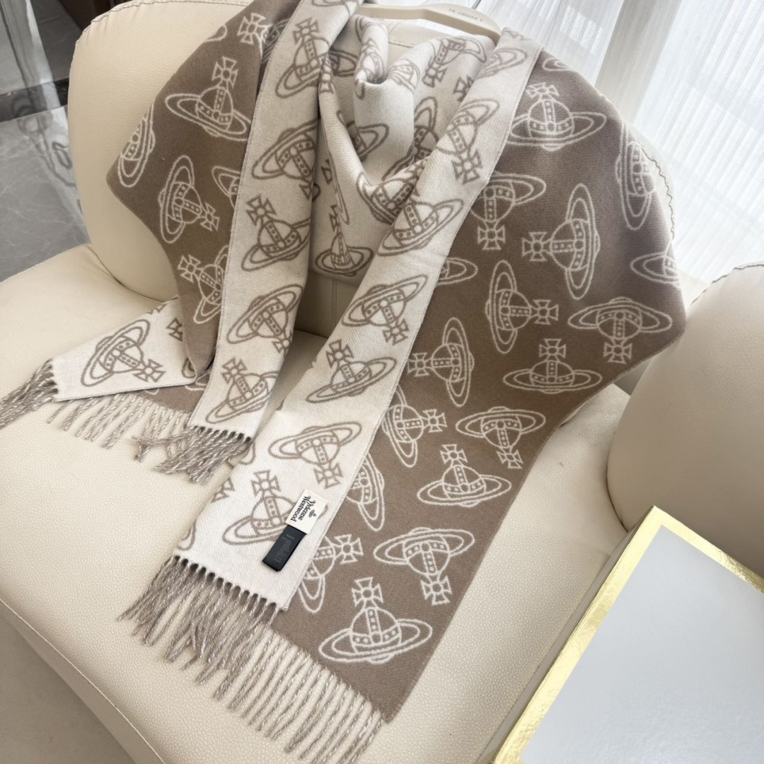 🆕𝐕𝐢𝐯𝐢𝐞𝐧𝐧𝐞 𝐖𝐞𝐬𝐭𝐰𝐨𝐨𝐝🪐✨经典大土星围巾 vivienne westwood西太后土星 英