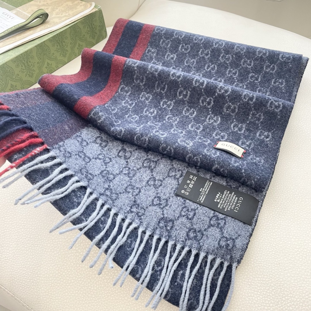 Gucci · 古奇经典羊绒披肩围巾❗来个硬货.麻溜的安排上.纯正出口❗原订单已经交货一批，其中一批刚过