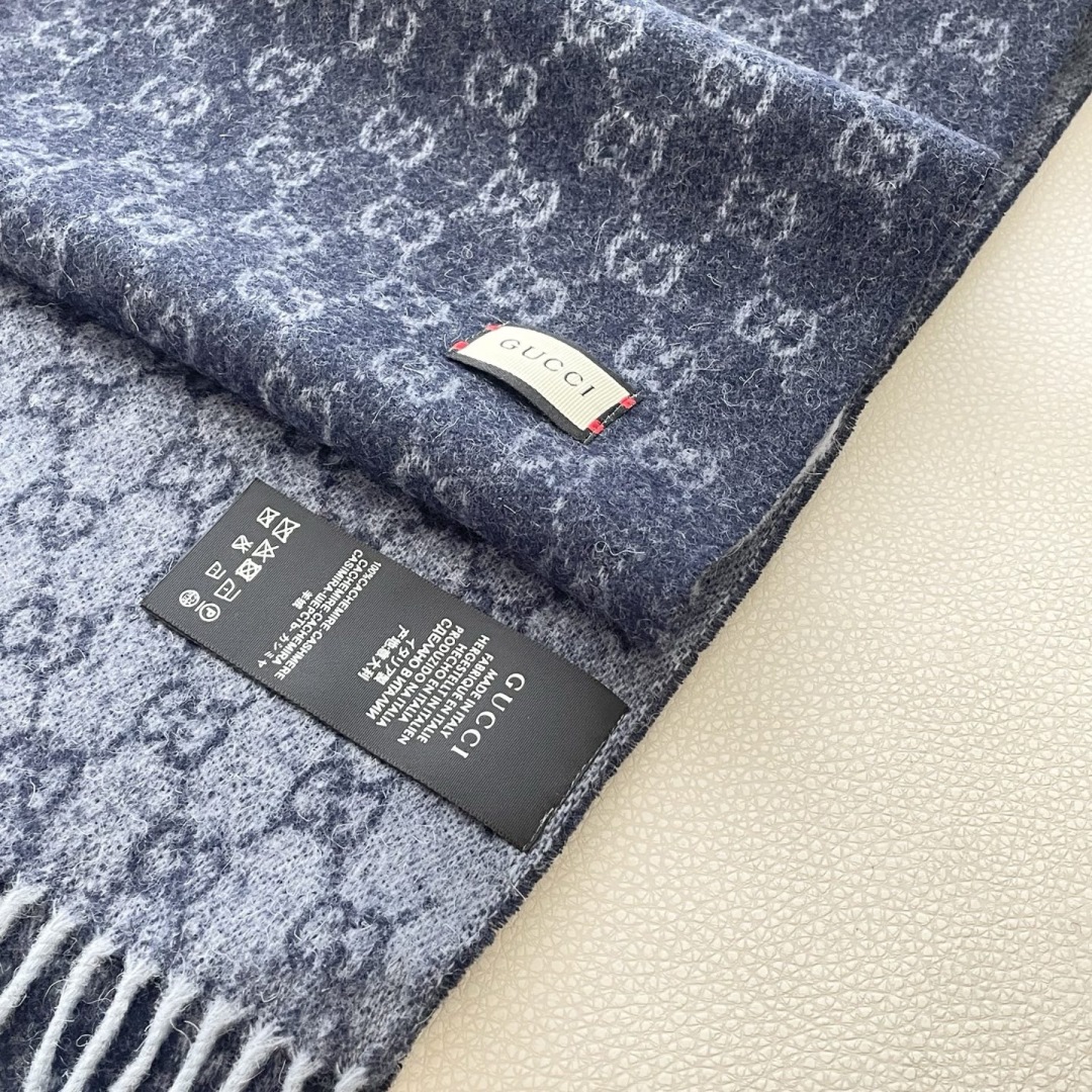 Gucci · 古奇经典羊绒披肩围巾❗来个硬货.麻溜的安排上.纯正出口❗原订单已经交货一批，其中一批刚过