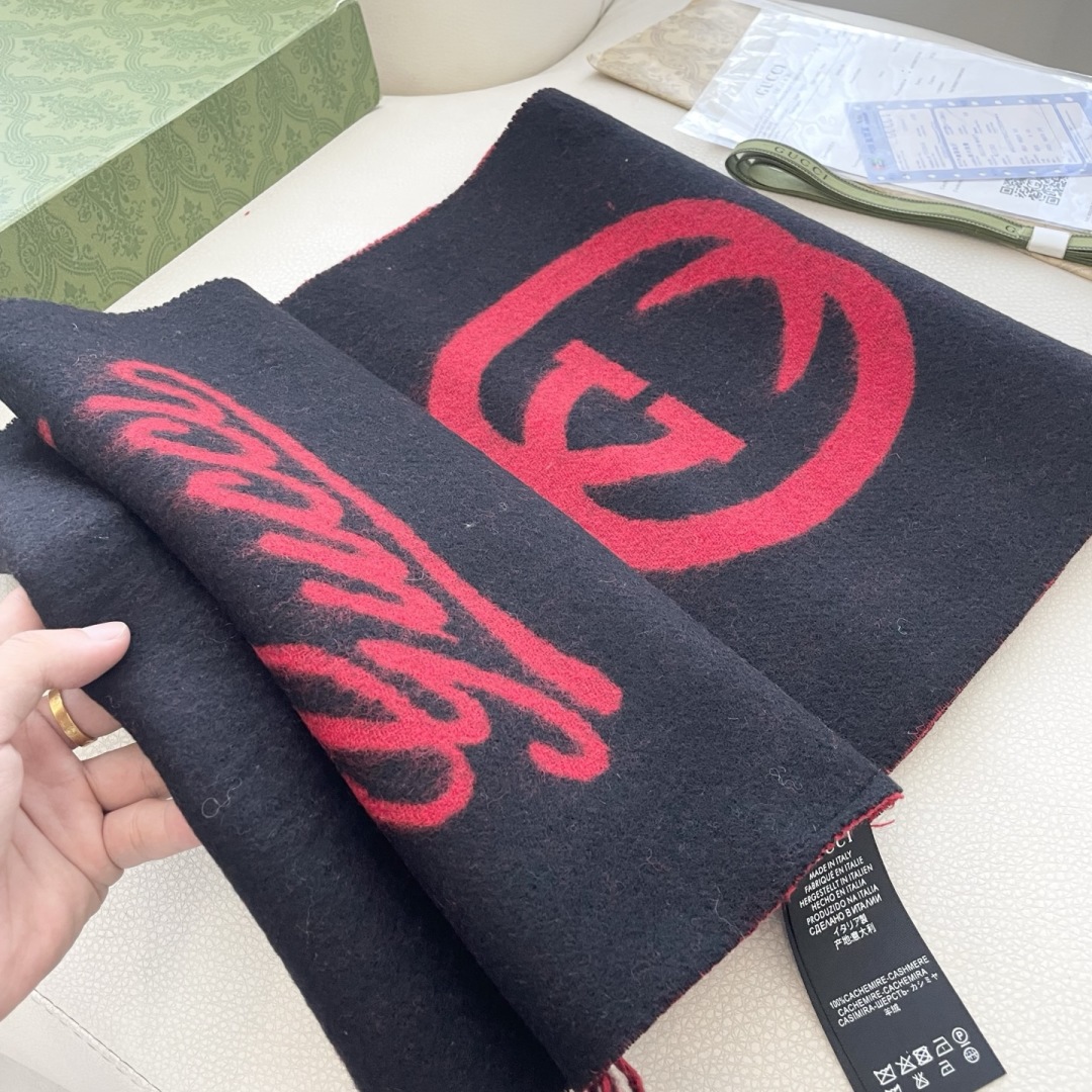 💋2025专柜最新款💨古奇火爆来袭💥🎊顶级色织工艺🔥此工艺只有大牌纯正代工厂才有的工艺‼️100%顶级羊