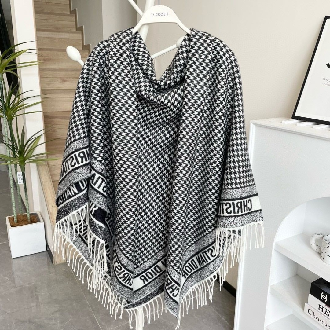 国内最好NO.1❗️~即将火爆代购圈，今年大披肩真的好火爆。，因为实物真的很震撼，绝逼好东西👍❗️Dio