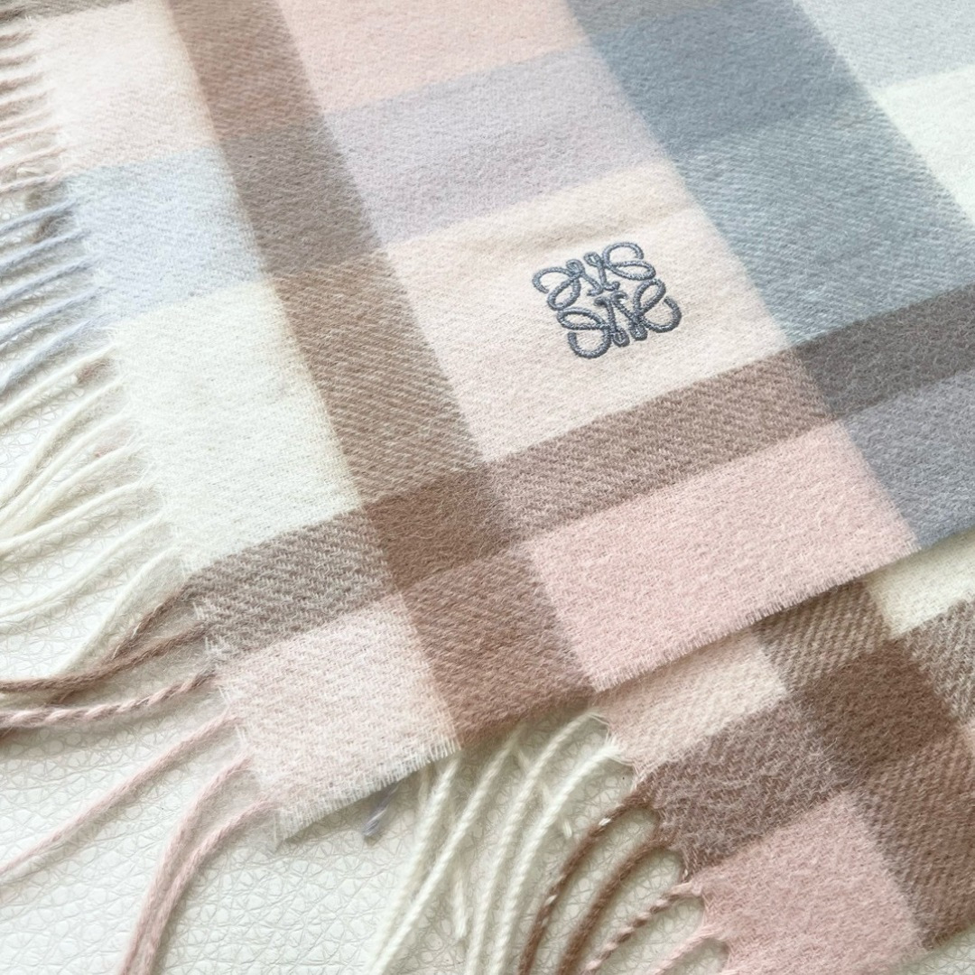 👑👑顶级原单中性款‼️罗意威 很幸運拿到這個品牌的東西，真的不多見，很少在國內做訂單，款式真的少的可怜❗