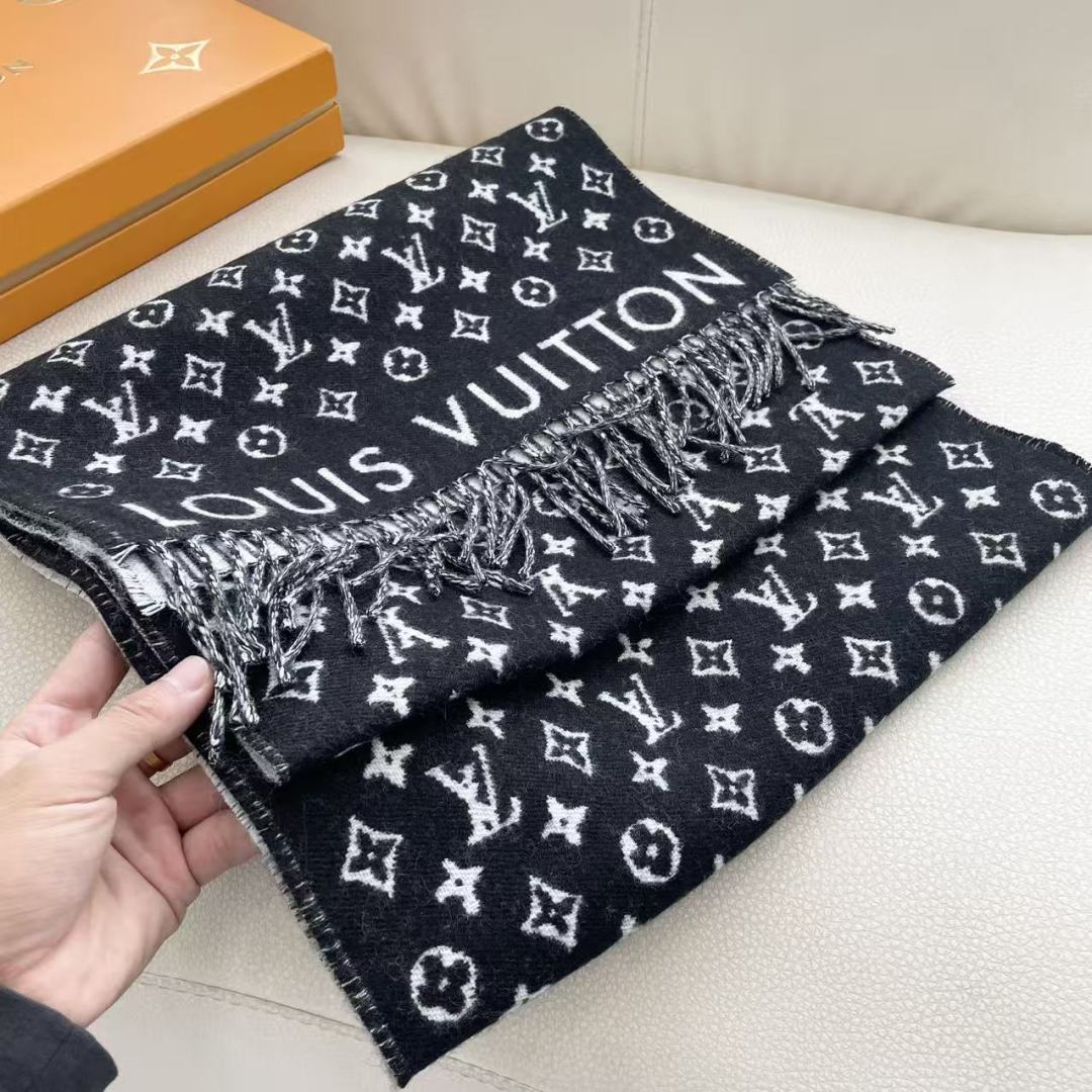 LOUIS VUITTON 流苏饰边 绵羊毛 绒线围巾 男女同款情侣款 35X240 95%纯羊毛 5%
