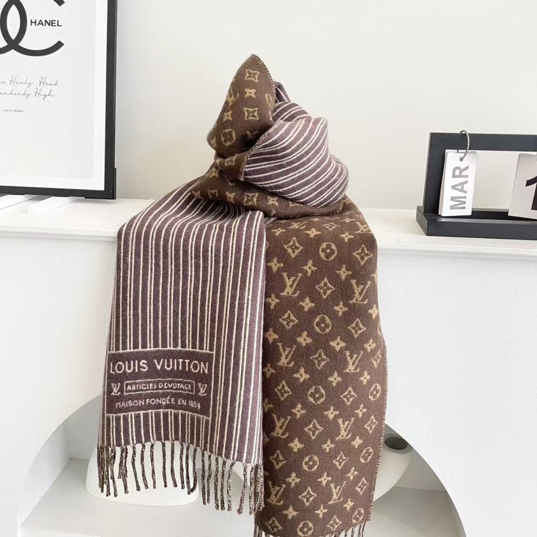 LOUIS VUITTON 流苏饰边 绵羊毛 绒线围巾 男女同款情侣款 35X240 95%纯羊毛 5%
