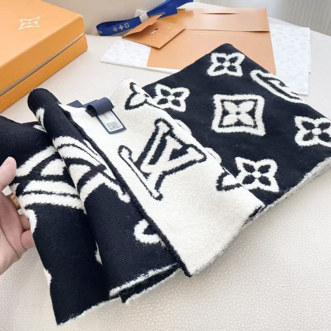 LOUIS VUITTON 徽标设计 羊毛 绒线围巾 88%羊毛 12%尼龙 180X25