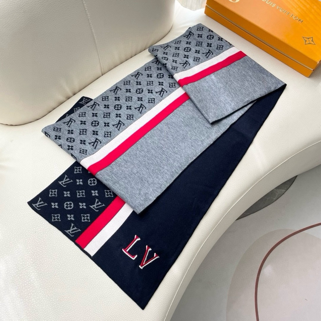 上新2025爱马仕男女款围巾且买且珍惜😍~都是出口订单所以比较难遇❤️东西讲究少而精😍好看的一定要收😎这