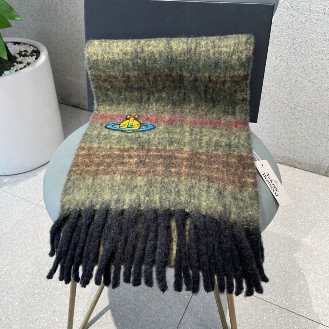 2025小红书走火爆款 𝐕𝐢𝐯𝐢𝐞𝐧𝐧𝐞 𝐖𝐞𝐬𝐭𝐰𝐨𝐨𝐝🪐✨经典大土星马海毛围巾 vivienne w