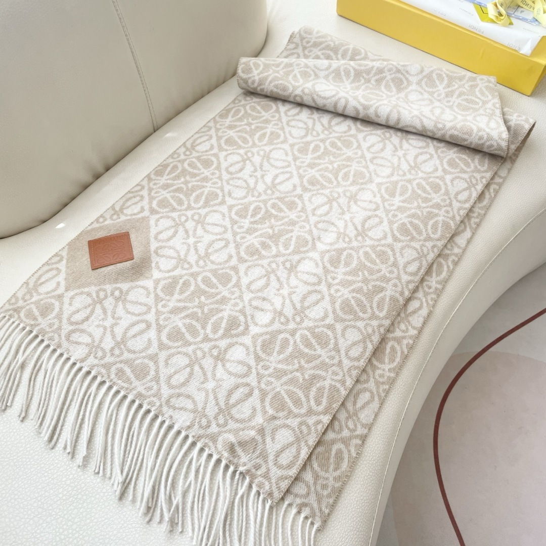 👑👑新款顶级原单中性款‼️罗意威【LW条纹长巾】很幸運拿到這個品牌的東西，真的不多見，很少在國內做訂單，