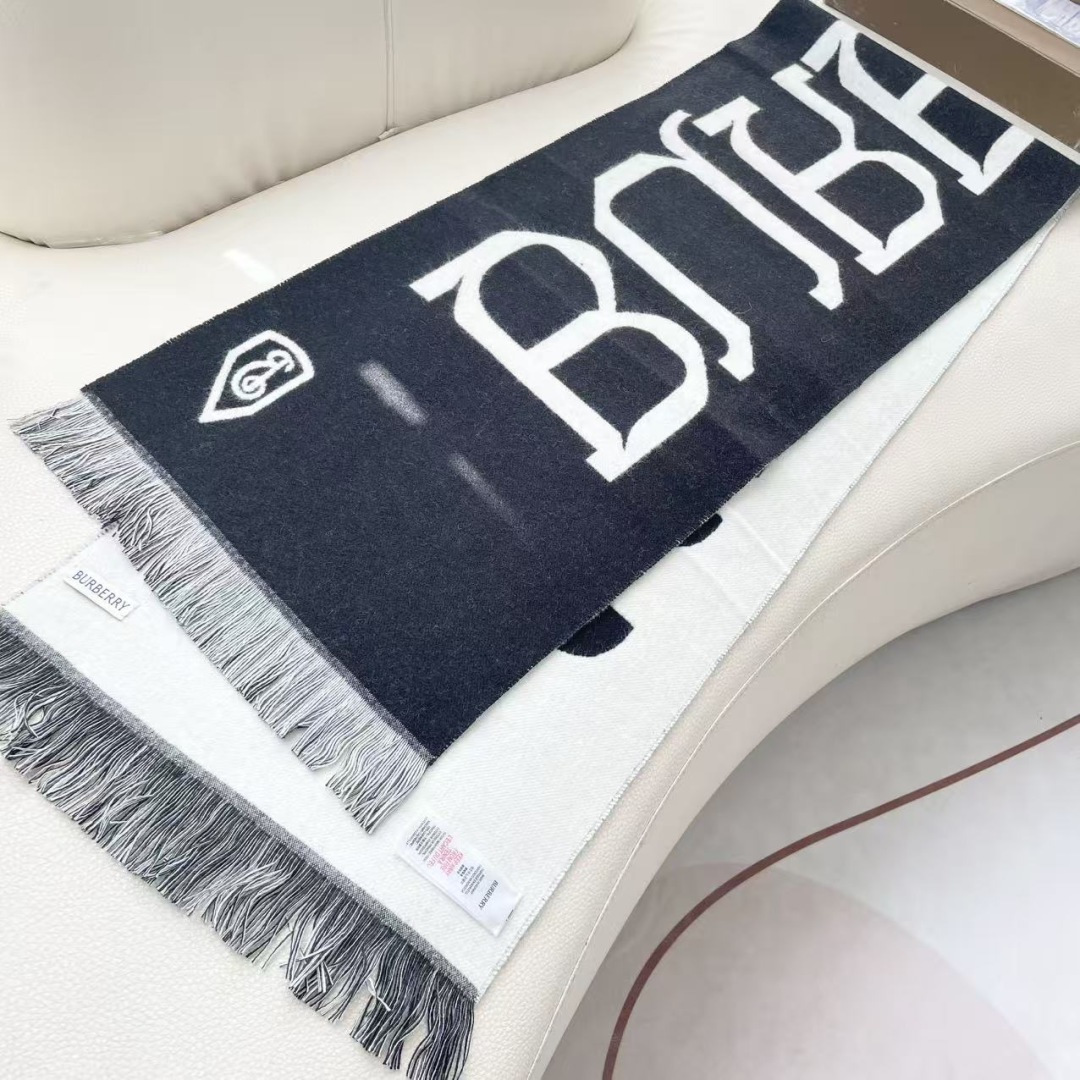 巴宝利💋新款到😍手慢🈚️抢‼️‼️👏💙顶级原单正品旷世绝美顶级高端货👼【绝对值得珍藏👍】👏香奈儿绝美百搭