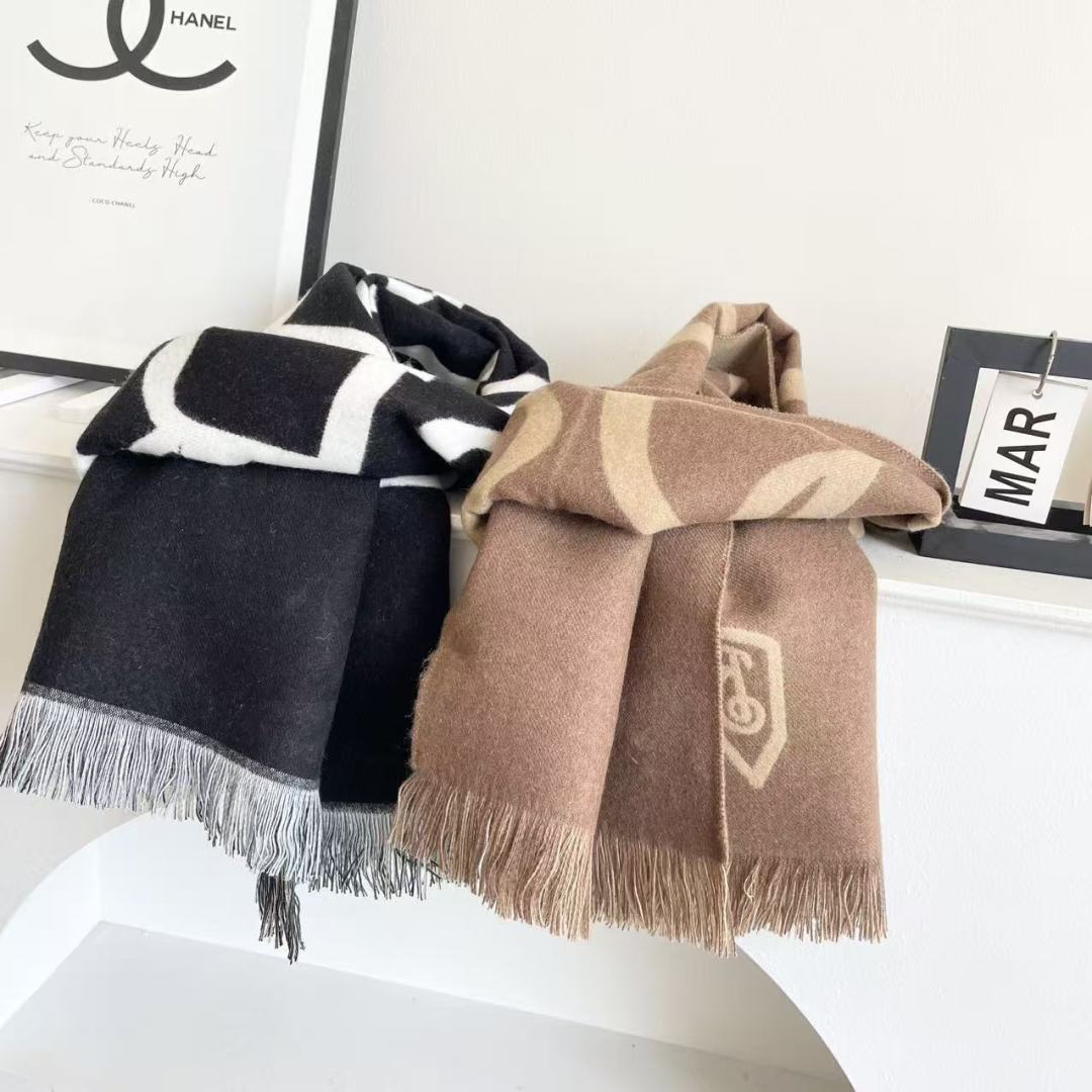 巴宝利💋新款到😍手慢🈚️抢‼️‼️👏💙顶级原单正品旷世绝美顶级高端货👼【绝对值得珍藏👍】👏香奈儿绝美百搭