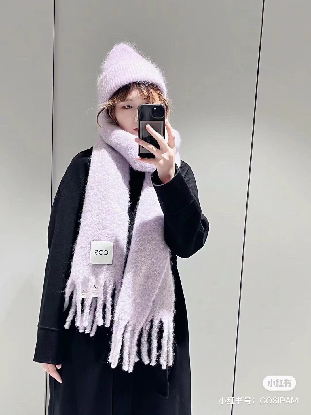 2025小红书走火爆款 COS品牌 🪐✨经典大土星马海毛围巾 vivienne westwood西太后土