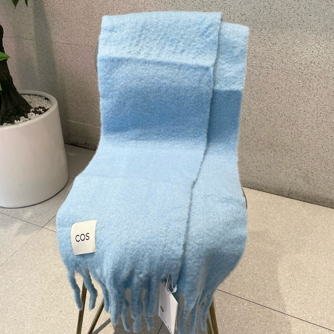 2025小红书走火爆款 COS品牌 🪐✨经典大土星马海毛围巾 vivienne westwood西太后土