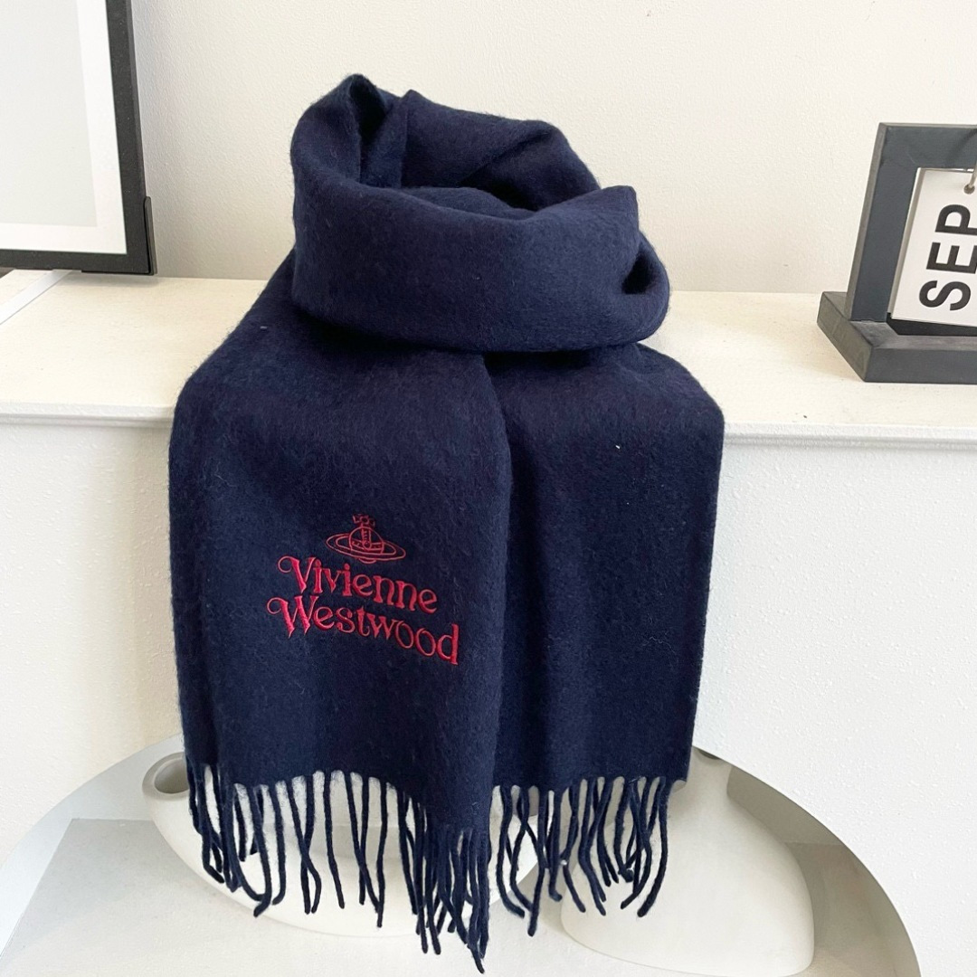 ✨✨英国朋克教母“西太后Vivienne Westwood”最爱的土星❗❗从精神上，Vivenne We