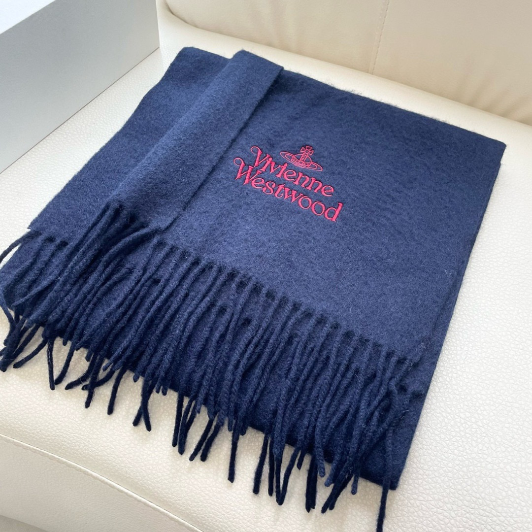 ✨✨英国朋克教母“西太后Vivienne Westwood”最爱的土星❗❗从精神上，Vivenne We