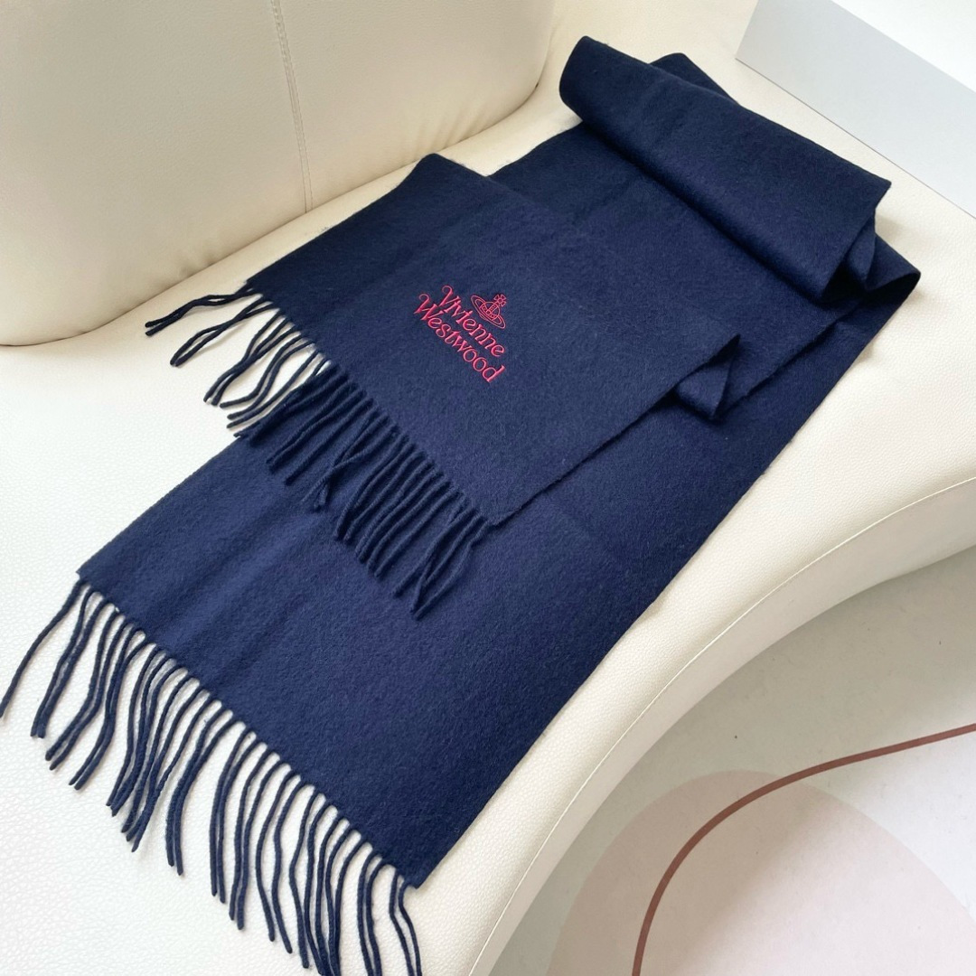 ✨✨英国朋克教母“西太后Vivienne Westwood”最爱的土星❗❗从精神上，Vivenne We