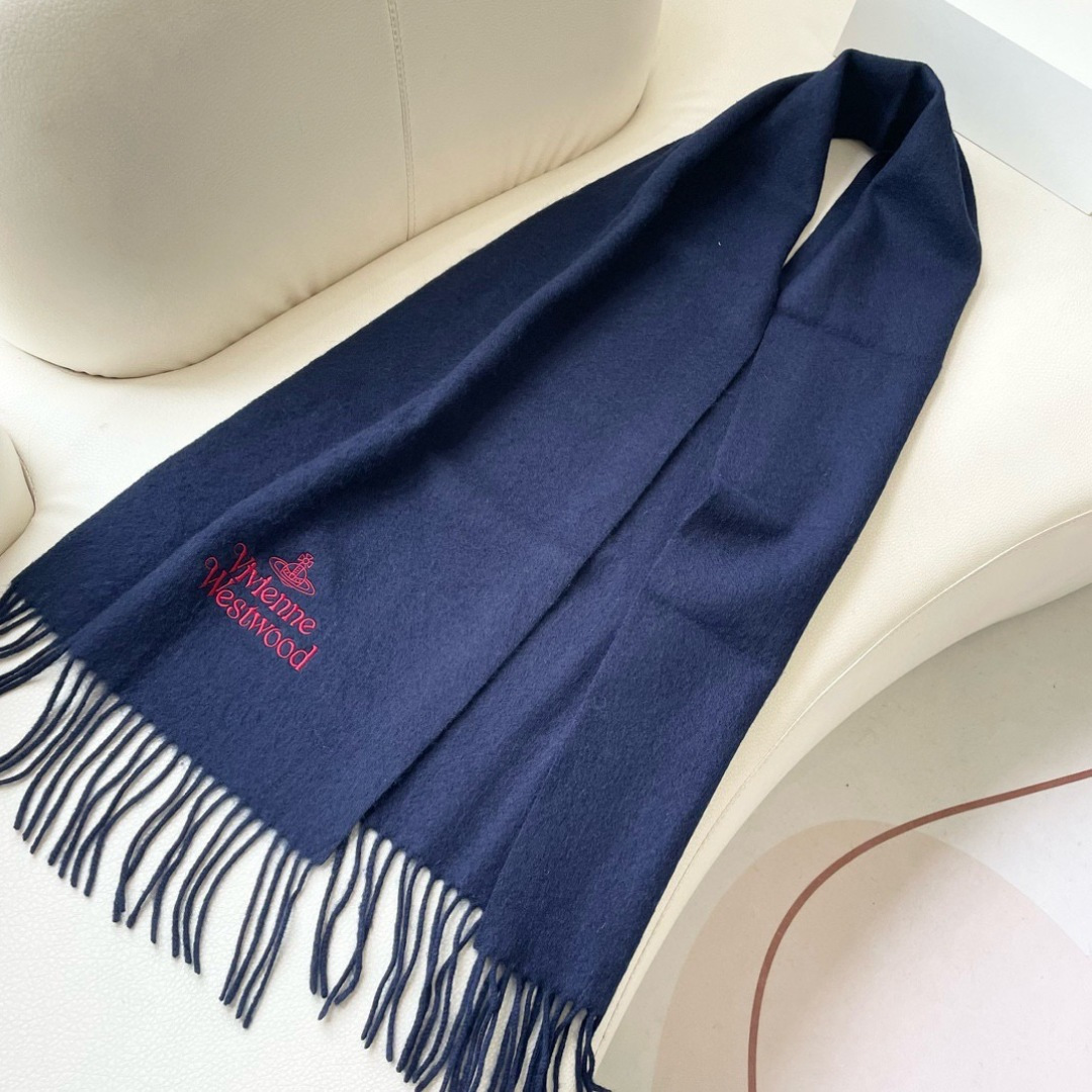 ✨✨英国朋克教母“西太后Vivienne Westwood”最爱的土星❗❗从精神上，Vivenne We